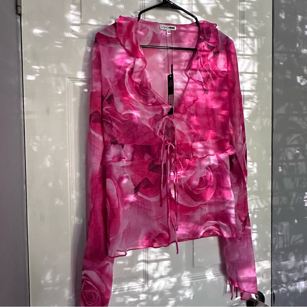 - [ ] Flowy Rose Blouse